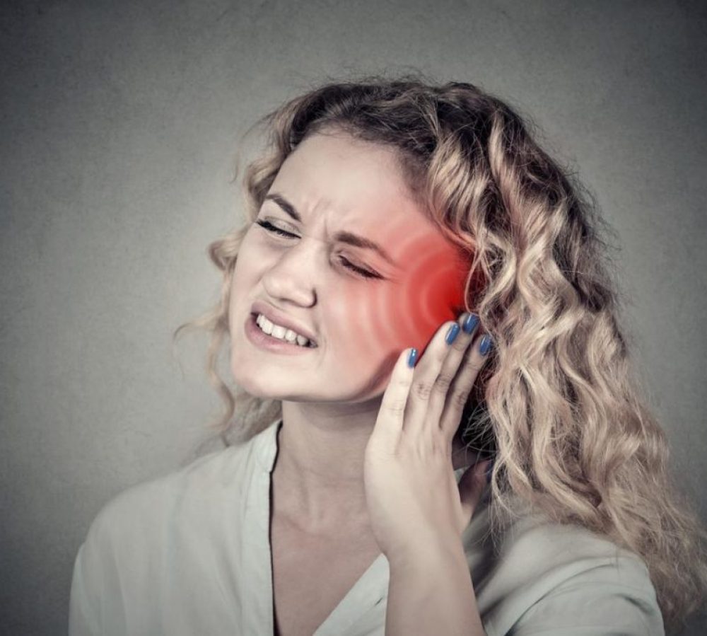 a-woman-with-tinnitus-1024x722