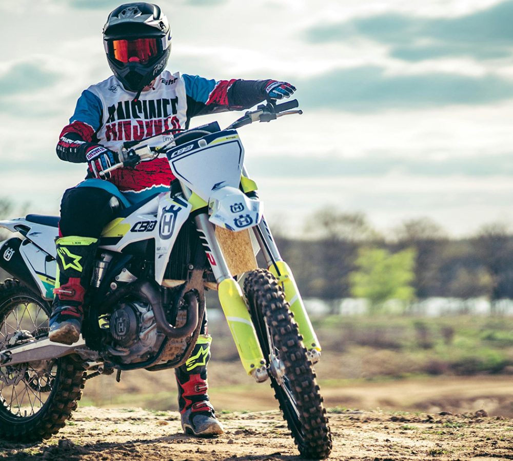 pexels-gregory-costa-news-img-2